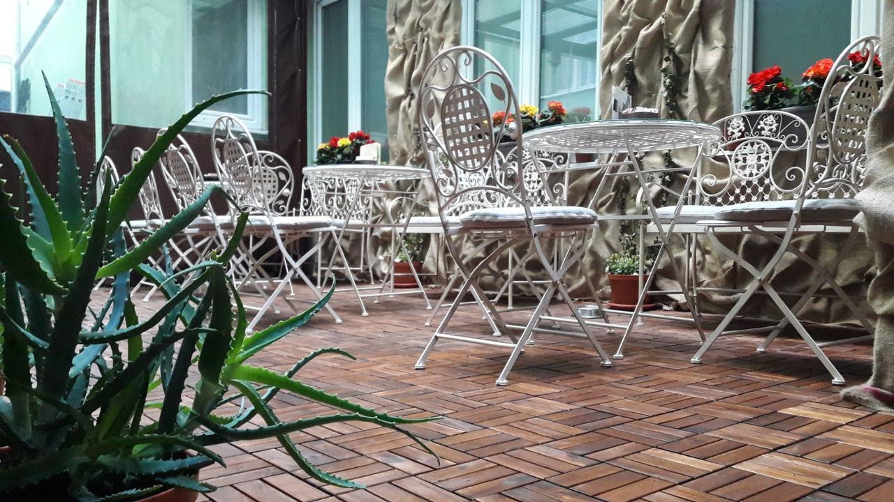 Boutique Hostel Kings N' Queens Zagreb Ngoại thất bức ảnh