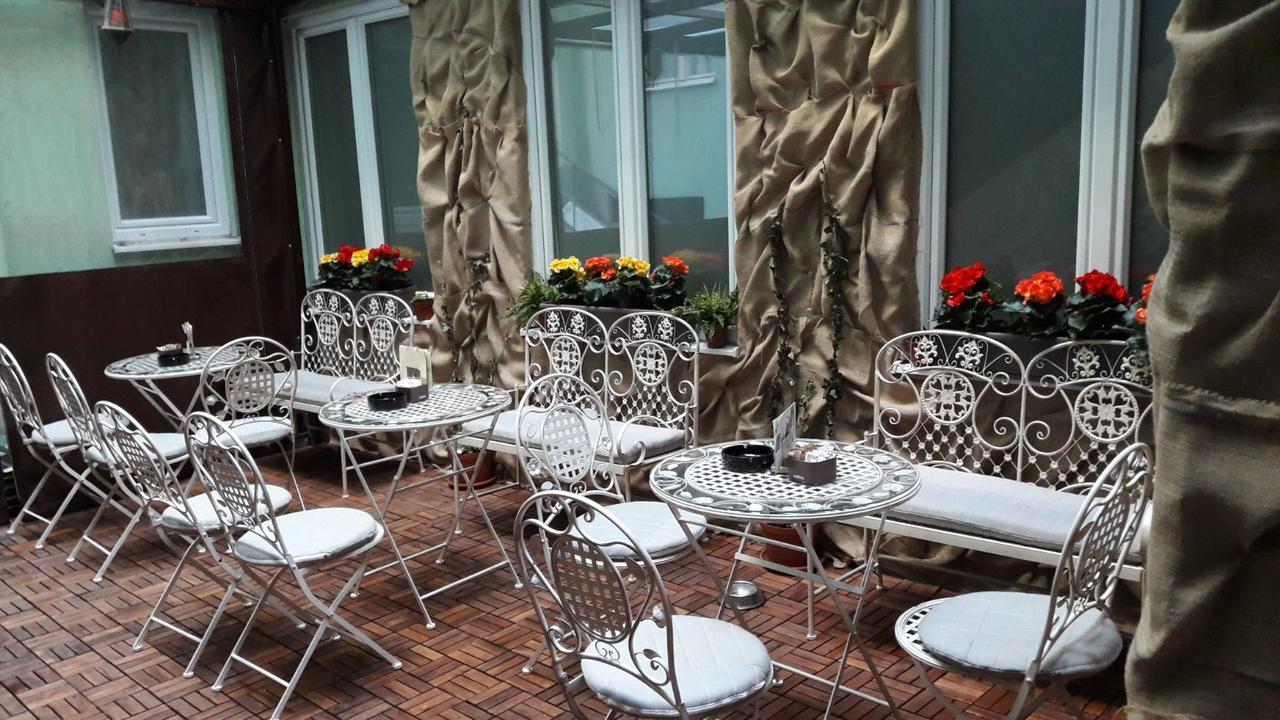 Boutique Hostel Kings N' Queens Zagreb Ngoại thất bức ảnh